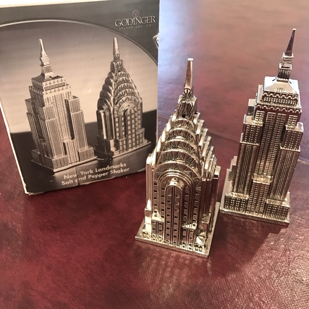 New York City salt and pepper shakers